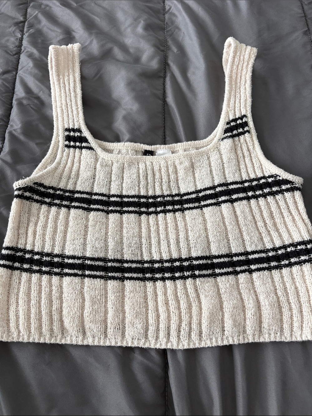 H&M Cream Ribbed Cropped Tank Top with Black Stripes